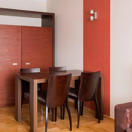 Apartament Tarchomin Standard By Bookinghost *