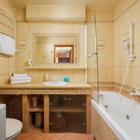 Tarchomin Standard By Bookinghost * Warschau