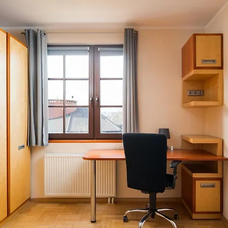 Tarchomin Standard By Bookinghost